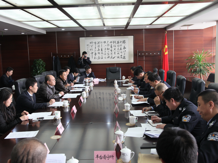 ...监所管理总队 市律协举办规范监管场所律师会见工作座谈会