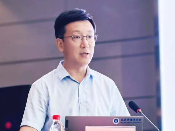 10.市委社会工作部三处副处长姚远作专题授课.jpg